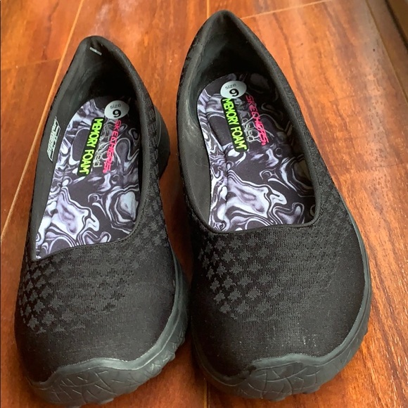 skechers air cooled memory foam womens black